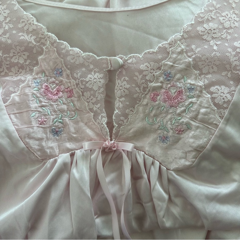 Lorraine pink nightgown size L Women - Picture 5 of 8